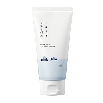Round Lab Dokdo Cleanser 150ml gentle foam texture
