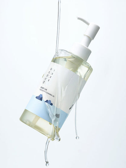 Round Lab 1025 Cleansing Oil texture and formula